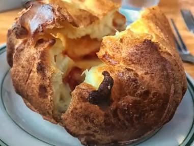 popover for breakfast on fine china